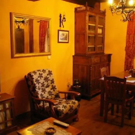 El Jermoso Country house *